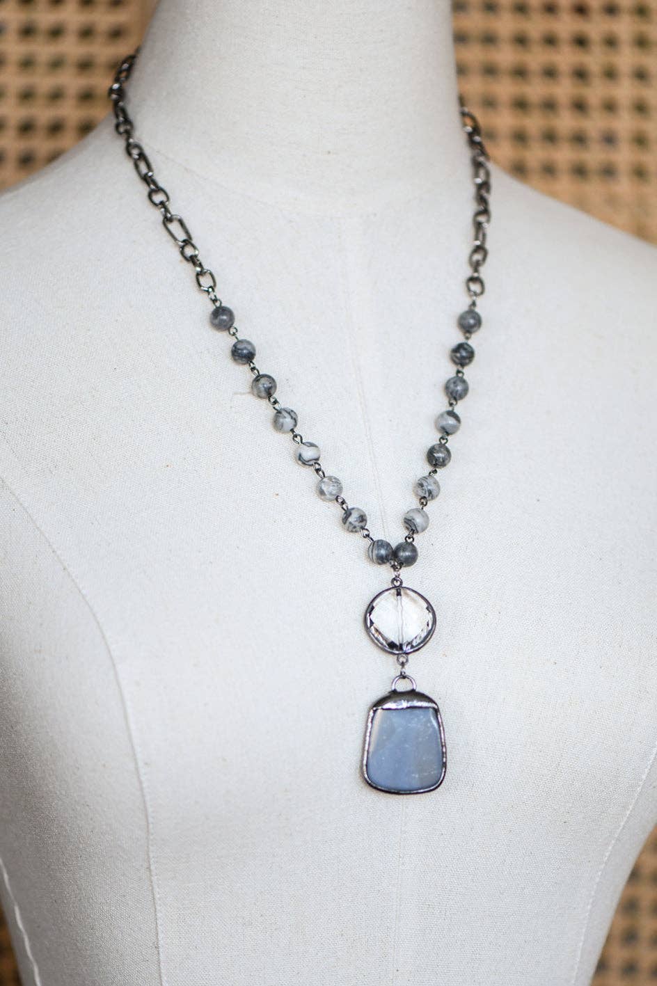 Natural Stone Pendant Beaded Chain Link Necklace - 6520