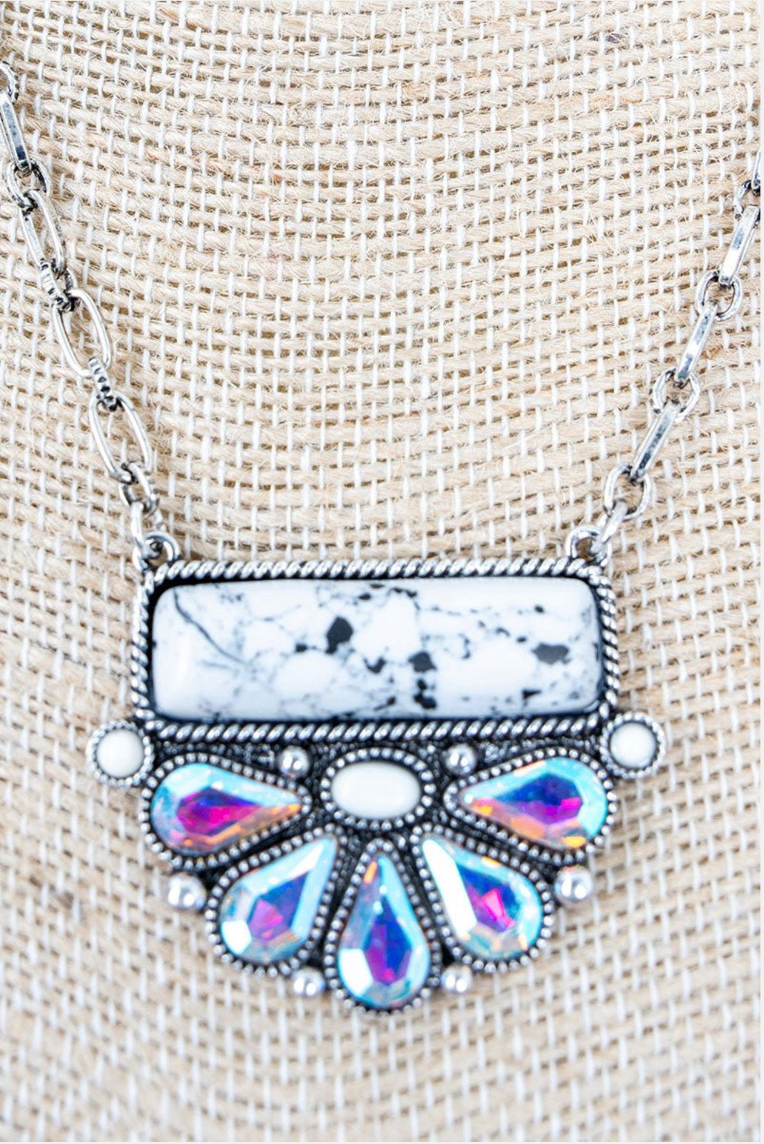 16″ Howlite Bar Necklace with AB Teardrop Fan Pendant | Silver Western Statement