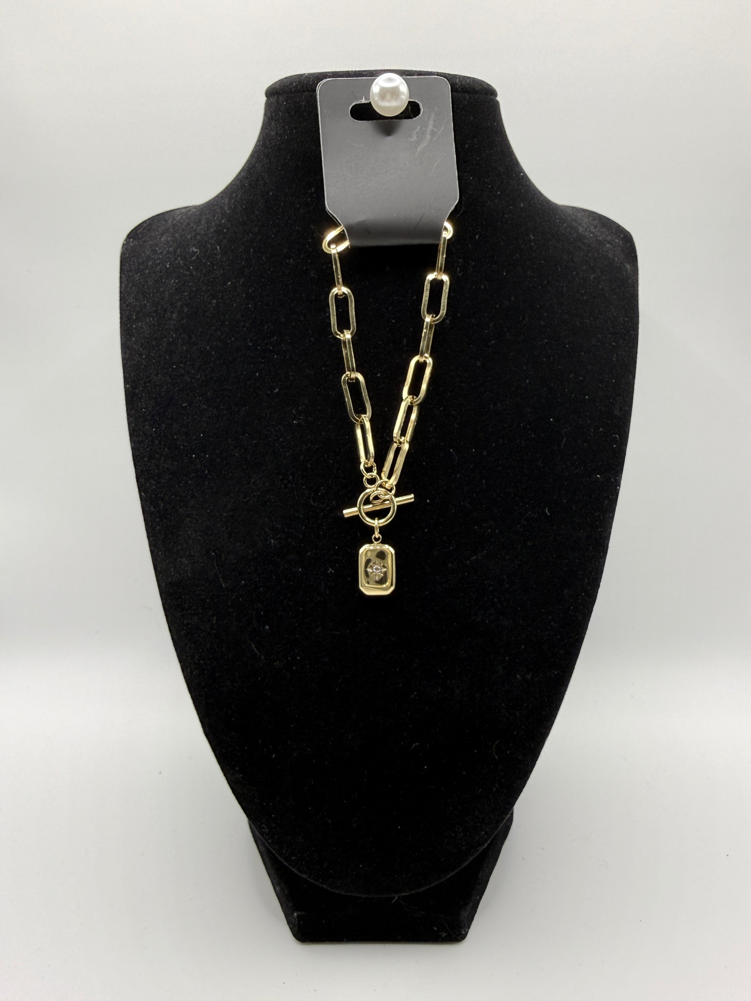 Gold Toggle Tag Bracelet